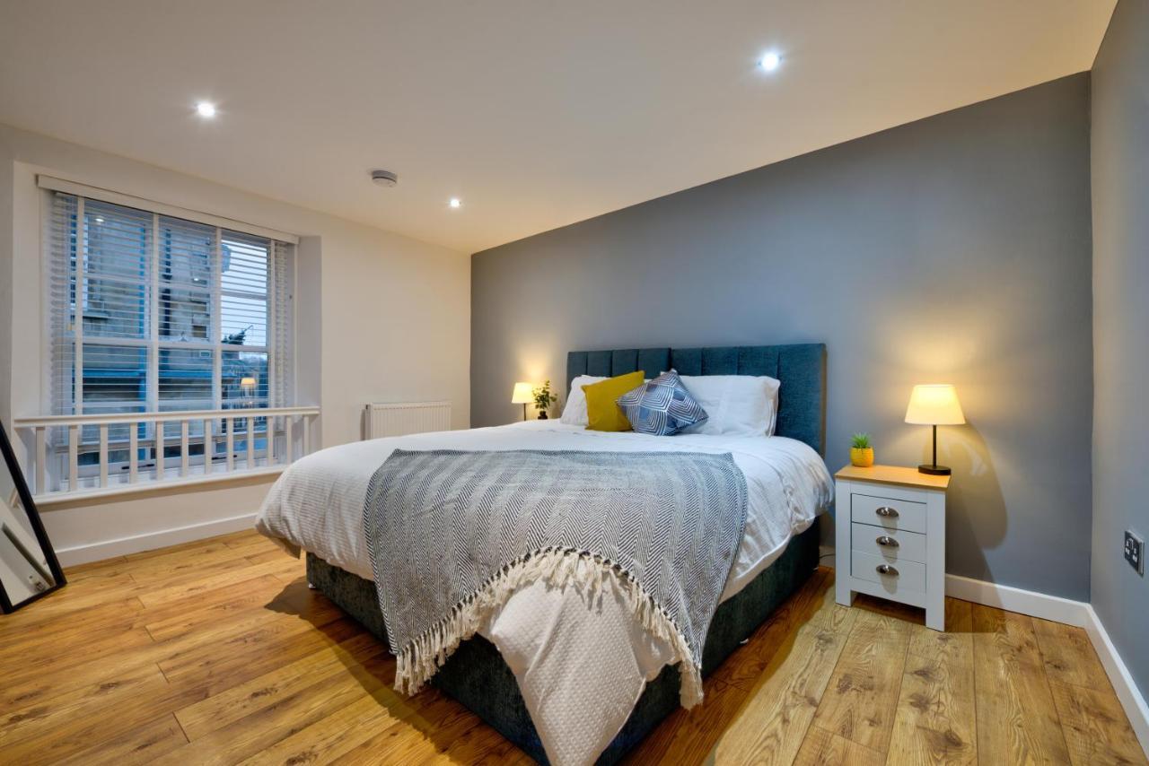 Central Stamford Retreat - Stylish 2-Bed Apartment & Parking Exteriér fotografie